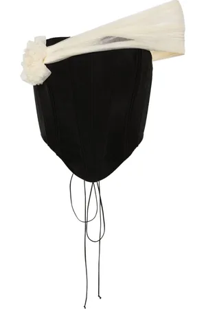 MANURI Bloom Seidentop mit Corsage-Style
