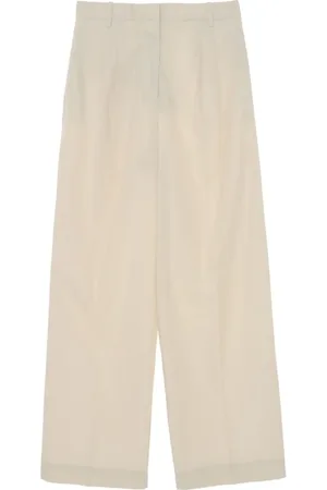Rohe Hose mit weitem Bein