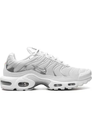 Nike Air Max Plus Sneakers