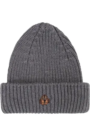 PELO FOUNDATION Beanie mit Hundeapplikation