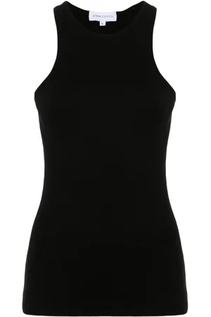 Ioana Ciolacu Geripptes Trägershirt