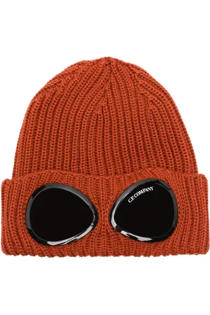 C.P. Company Gerippte Beanie mit Goggle-Detail