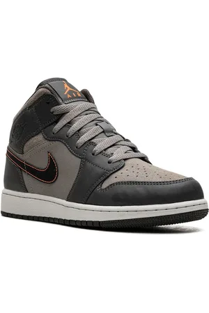 Jordan Air Jordan 1 Mid SE "Night Stadium" Sneakers