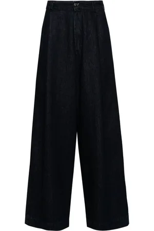 SOCIÉTÉ ANONYME Andrew Jeans