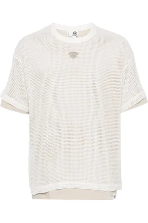 A Bathing Ape T-Shirt im Layering-Look