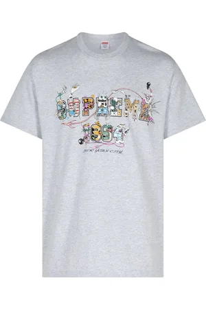 Supreme T-Shirt im College-Look