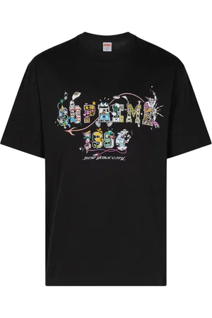 Supreme T-Shirt im College-Look