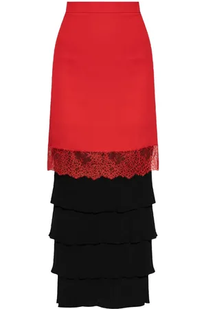Moschino Rock im Layering-Look