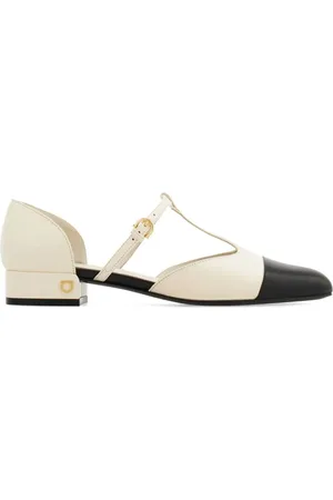 Salvatore Ferragamo Ballerinas mit T-Riemen