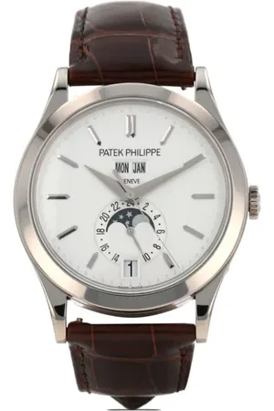 PATEK PHILIPPE 2011 pre-owned Annual Calendar 38mm