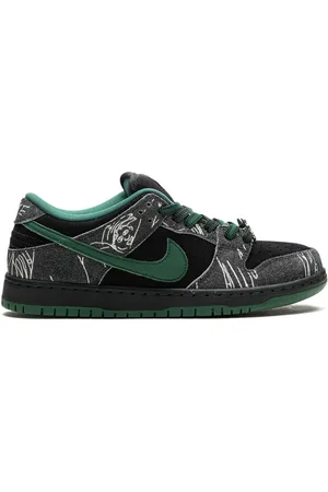Nike SB Dunk Low There Skateboards Sneakers
