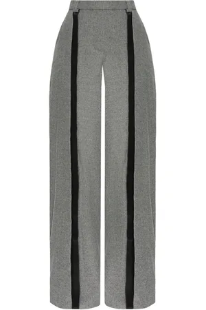The Mannei Perth Hose