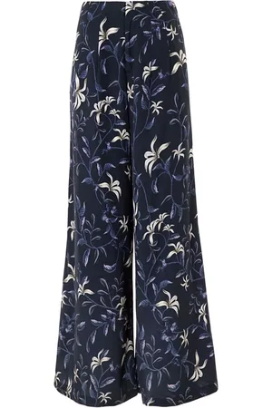 Agua by Agua Bendita Piñon Café Hose
