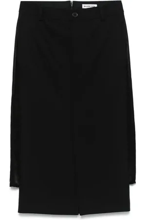 Balenciaga Midirock im Layering-Look