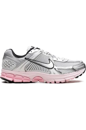 Nike Zoom Vomero 5 "Pink" Sneakers