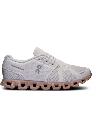 On Running Cloud 5 Sneakers