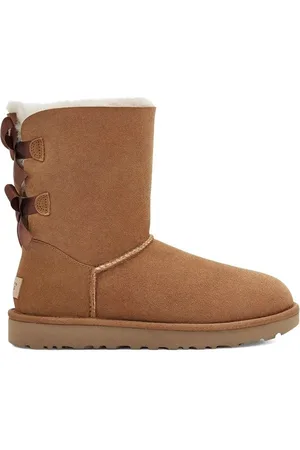 UGG Bailey Bow 2 Chestnut Stiefel