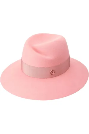 Le Mont St Michel Virginie Fedora