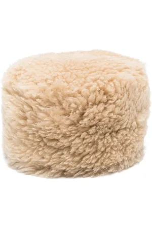 Totême Pillbox-Hut aus Shearling