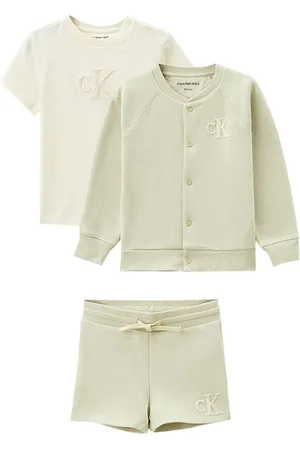 Calvin Klein Set aus beflocktem T-Shirt und Shorts