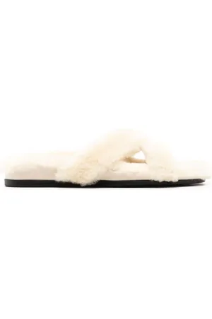 Manolo Blahnik Pantoletten aus Shearling