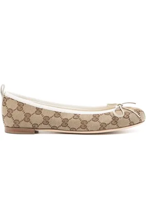 Gucci Ballerinas aus GG Supreme