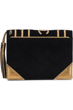 CHANEL Clutch im Buchdesign