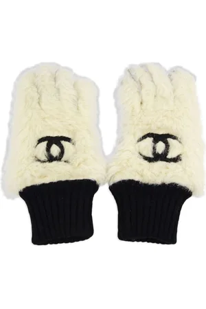CHANEL 1990-2000 Handschuhe aus Pelz