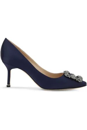 Manolo Blahnik Hangisi 70