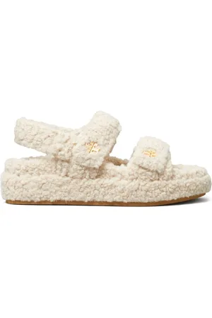 Tory Burch Kira Sandalen aus Faux Shearling