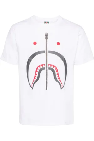 A Bathing Ape T-Shirt mit Haimotiv