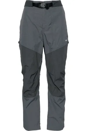 Nike ISPA Cargohose