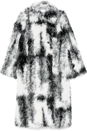 Ganni Mantel aus Faux Fur
