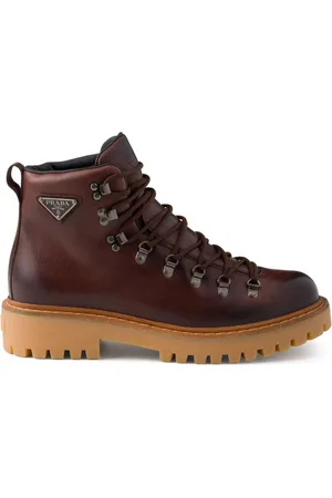 Prada Stiefel mit Schnürung