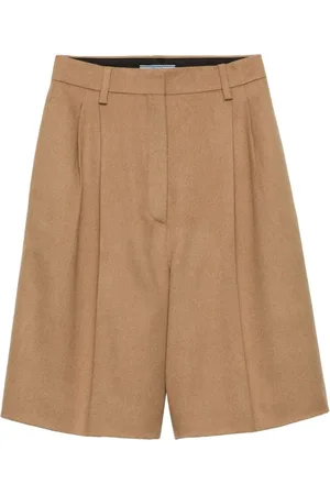 Prada Shorts mit Falten