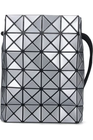 Issey Miyake Wring Beuteltasche