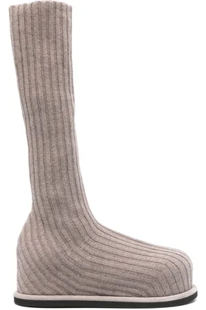 Amina Muaddi Veneda Stiefel