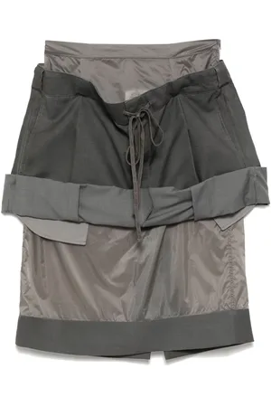 Maison Margiela Midirock im Layering-Look