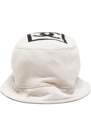 CHANEL 2000s CC Mark Fischerhut