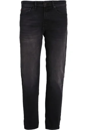 HUGO BOSS Klassische Tapered-Jeans