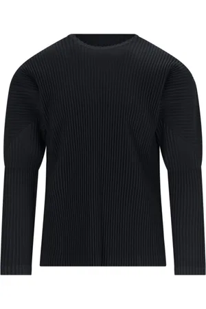 Issey Miyake Gerippte, lange Ärmel