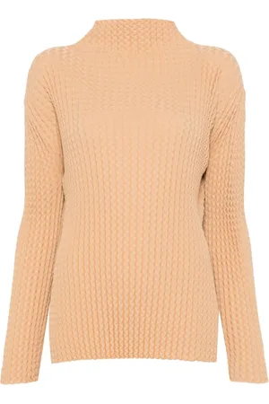 Issey Miyake Spongy-48 T-Shirt
