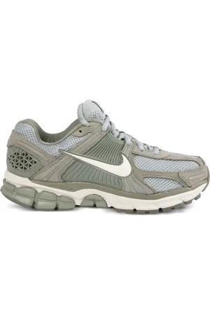 Nike Zoom Vomero 5 Sneakers