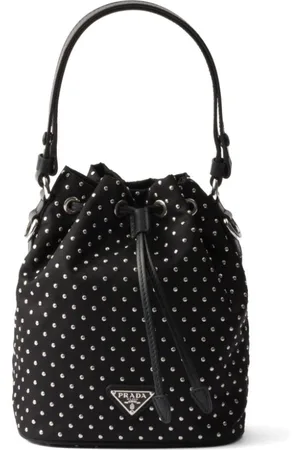 Prada Re-Nylon Beuteltasche mit Nieten