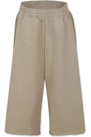 Maison Margiela Knielange Shorts mit elastischem Bund