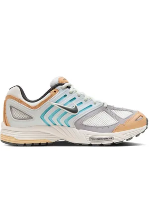 Nike Air Pegasus 2K5 Sneakers