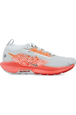 Nike Pegasus Trail 5 Sneakers
