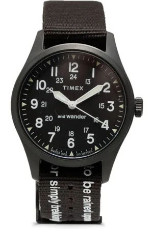 and wander X TIMEX Expedition North Field Post Solar