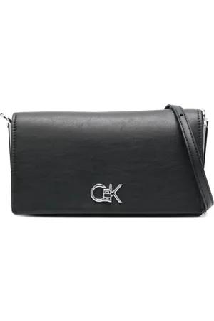 Calvin Klein Umhängetasche mit Logo-Schild