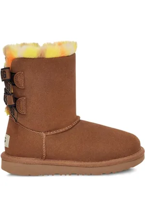 UGG Bailey Bow "Chestnut" Stiefel